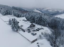 Wittgensteiner Landhaus Winterberg，位于温特贝格Rodellift附近的酒店