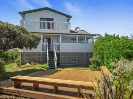 Kapiti Magic - Otaki Beach Holiday Home