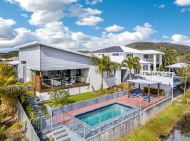 Cabarita Reef House - Pool, Lake, Beach & AC!
