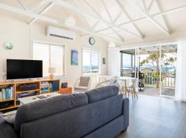 Seahaven - Pet Friendly with Ocean Views- 2 Mins to Beach，位于克拉龙的酒店