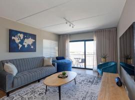 Nivica 46 Luxury Apartment Langebaan，位于兰格班的度假村