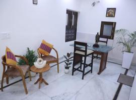 divine India Service Apartment 1Bhk,L-36B,Saket，位于新德里的公寓