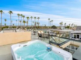 Velvet Sand I by AvantStay Steps to Newport Beach Private Rooftop w Outdoor Kitchen Hot Tub
