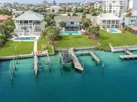 Harborside by AvantStay Expansive Destin Retreat