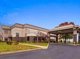 Baymont By Wyndham Monroe Ohio，位于Monroe的酒店
