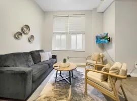 1 Br - 8 Min Walk To Court Ave District Downtown
