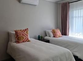 Bloom cottage, Specious with solar back up!，位于肯普顿帕克的酒店