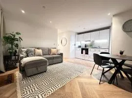 Marsh House - 2 bedroom apartment in the Heart of the City