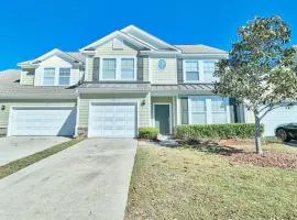 512 Egret Run townhouse