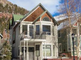 Hruza Hideout by AvantStay Quiet Apartment in Tellurides Historic District Permit 16094，位于特柳赖德的酒店