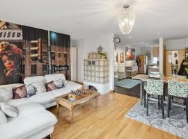 MAKE FEWO Kellermann Barrierefreie Ferienwohnung Garten Kamin 30 min München