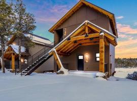 Luxury Cabin Getaway!
