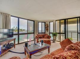 Colorful Poipu Condo with Expansive Ocean Views!，位于科洛阿的公寓