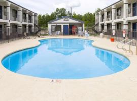 Motel 6 Nacogdoches, TX，位于纳科多奇斯的酒店