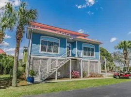 Pristine New Listing! Golf Cart Included in Harbour Key