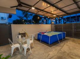 10Px 5BR V Jaccuzi Spa n KTV n Kids Pool n Pool Table Near USM n Lam Wah Ee Hospital，位于牛汝莪的度假短租房