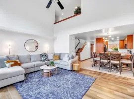 CR East River House