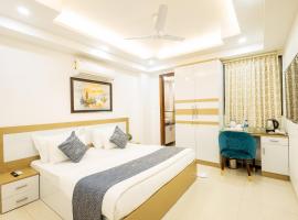 Hotel Krish - Near Medanta and Fortis Hospital Gurugram，位于古尔冈的旅馆