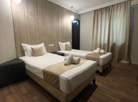 Cadé Hotel，位于卡萨布兰卡的酒店