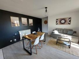 Appartement t2 avec extérieur，位于Toulouges的酒店