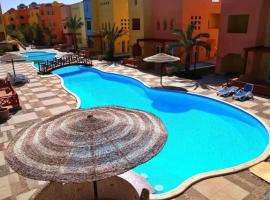 Al Dora Residence Suites Hurghada，位于赫尔格达District Court of Hurghada附近的酒店
