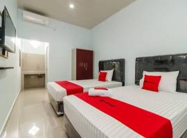 RedDoorz Plus near Palembang Icon Mall 2，位于巨港巨港机场 - PLM附近的酒店