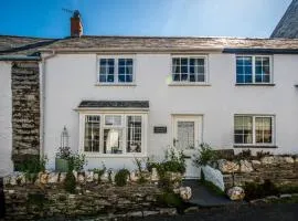 Boscastle Quaint Cornish Fishermans Cottage