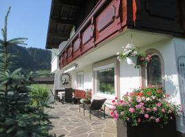 Haus Birgit，位于瓦尔赫湖幼儿园缆车附近的酒店
