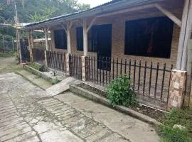 Casa campestre cafetera, con agua caliente