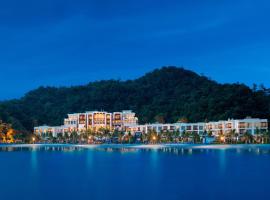 兰卡威圣瑞吉斯酒店，位于瓜埠的度假村