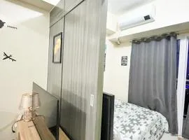 Deluxe 1 Bedroom with Balcony Condotel in Green Residences Malate Manila near MOA and Airport
