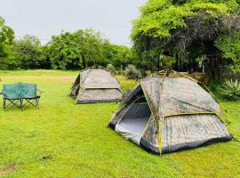 Yala Ying Yang Hostel & Camping，位于蒂瑟默哈拉默的青旅