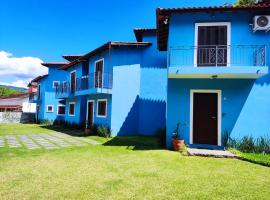 Casa Azul Perequê，位于伊利亚贝拉的乡村别墅
