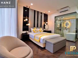 HANZ Premium Friday Hotel Saigon，位于胡志明市第十郡的酒店