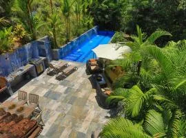Villa with jungle view & pool near Manuel Antonio