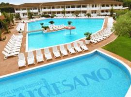佳迪萨诺中央旅游酒店，位于布索伦戈的酒店