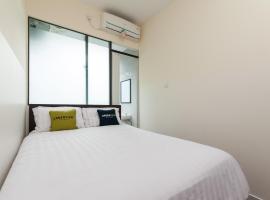 Urbanview Hotel Ellegan Residence Alam Sutera Serpong by RedDoorz，位于Kampungklapa的酒店