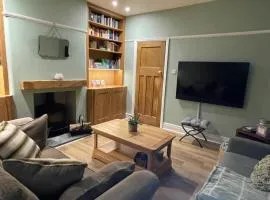Stunning Views Pet-Friendly Sleeps 6 Great Walks Pass the Keys