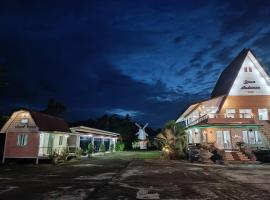 Brown Andaman Krabi，位于甲米镇科隆托姆盐温泉附近的酒店