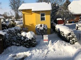 Ferienhaus an der Brunnenaue 4 Sterne, E-Ladestation am Haus, Wlan, Netflix, Garten，位于萨加尔德的酒店