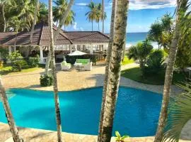 Las Canas Beach Retreat