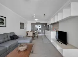 Dual Key Three Bedroom Apartment close to CBD