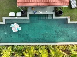 Casa Azul- Luxury 4bhk Assagao with private pool，位于瓦加托的别墅