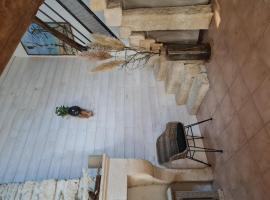 Gîte L´aronde，位于Taillant的酒店