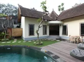 Oasis. Central Ubud - Casa Tepi Kali 1