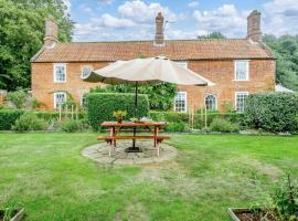 5 Bed in Dereham 89542，位于Swanton Morley的酒店