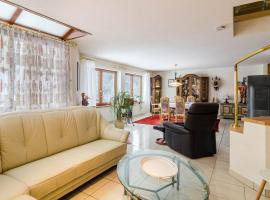 Schwarzwalduhren Nescht Triberg，位于特里贝格的酒店