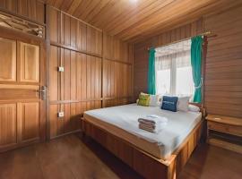 Urbanview Resort Anty Cisarua Tugu Puncak by RedDoorz，位于Sampal 2的酒店