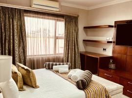 Hotel Destiny，位于Ongwediva的酒店