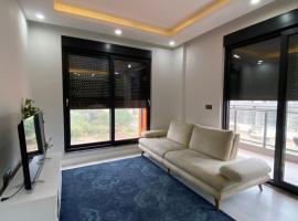 Tunç Suite Luxury House，位于Aksu的酒店